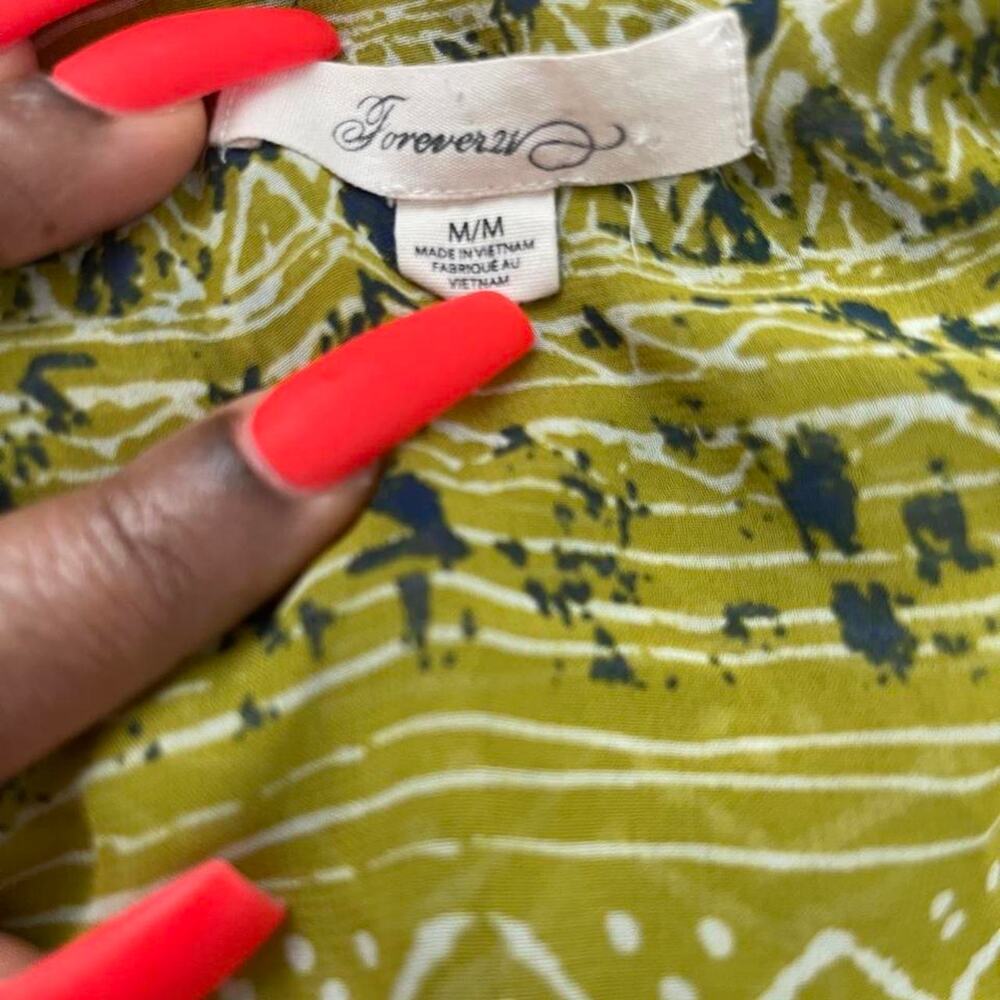 Forever 21 Boho Tribal Print Ruffle - Picture 2 of 2